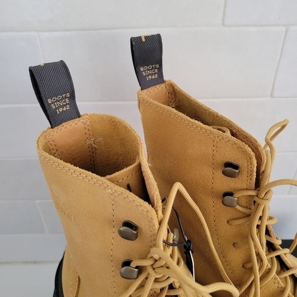 NWT Sorel Hi Line Lace-Up Waterproof Leather Platform Boots Geo Yellow/Jet 8.5 - Picture 7 of 8